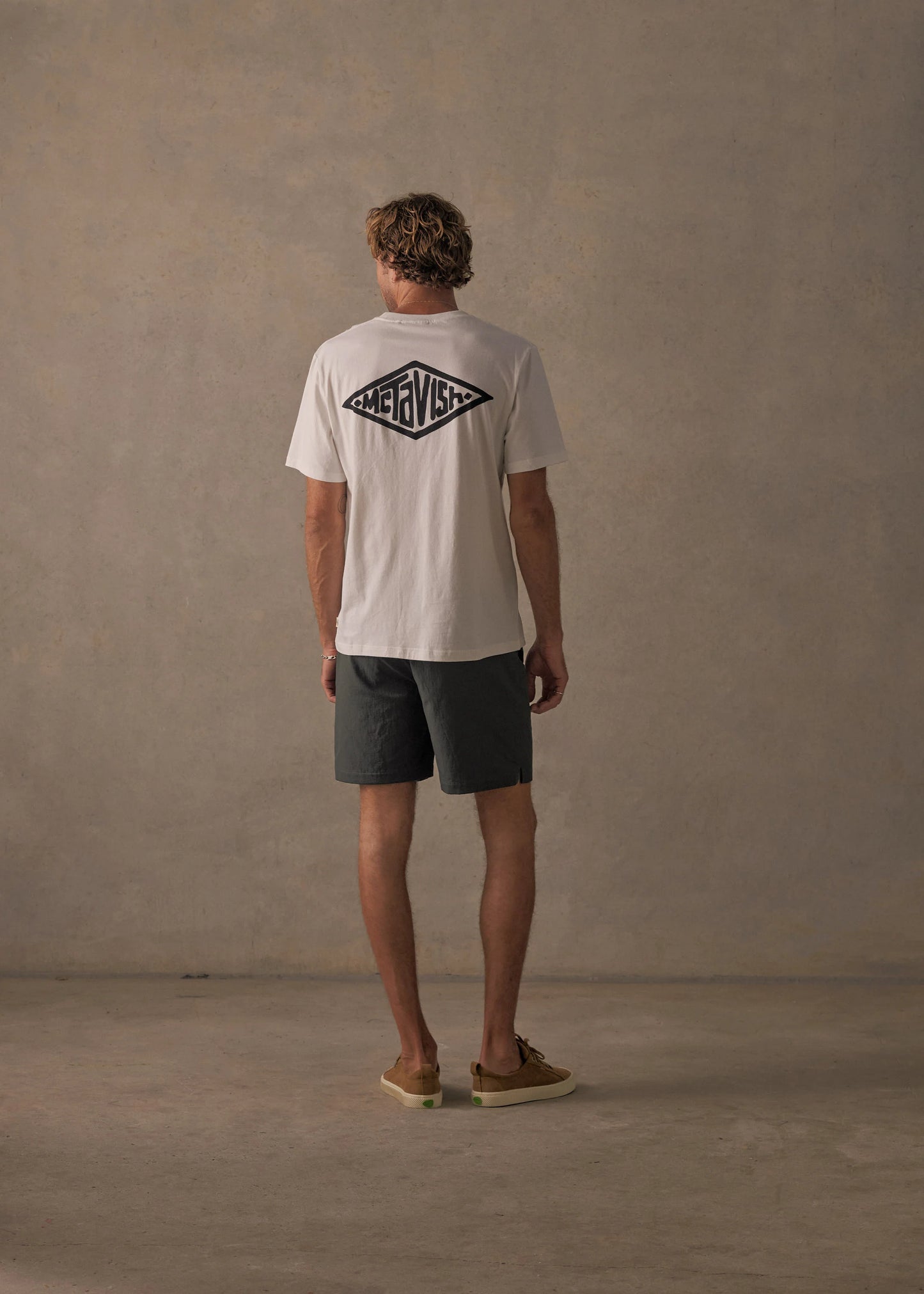 McTavish t-shirt chalk